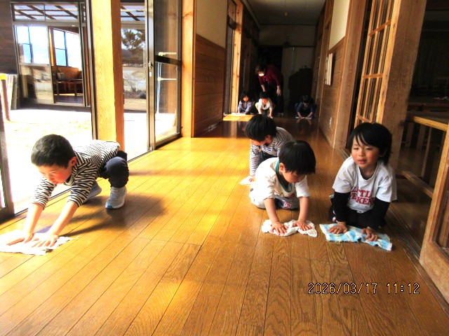 �傻�����A